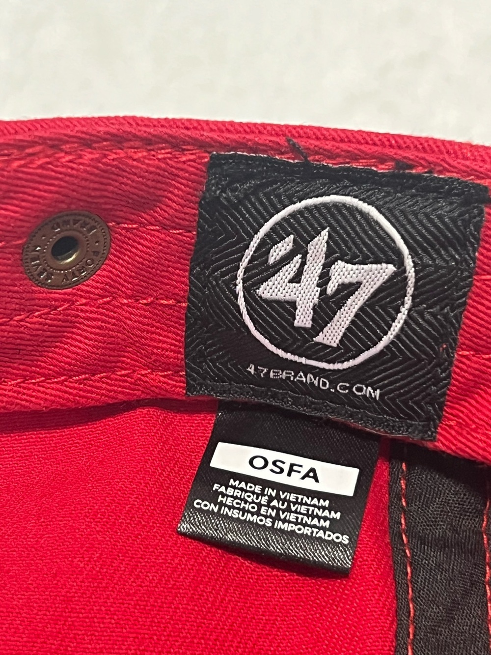 ‘47 Brand Philadelphia Phillies Red Baseball Cap with White 'P' Logo - Picture 12 of 15